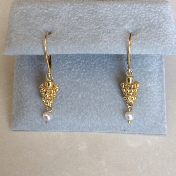 Gold plated dangle earrings with pearl - Picture 2 of 4